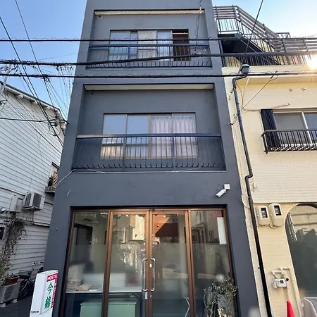 ホステル今鶴 四人部屋 402号室
